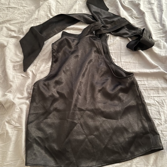 Urban Outfitters • Black Polyester Halter Blouse - Picture 5 of 7
